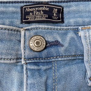 Abercrombie & Fitch Simone high rise jean legging. Size 28/6Short